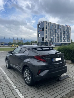Toyota C-HR Hybrid / CLASSY / в гаранция, снимка 8