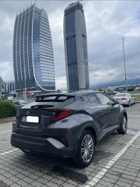 Toyota C-HR Hybrid / CLASSY / в гаранция, снимка 6