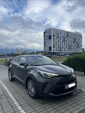 Toyota C-HR Hybrid / CLASSY / в гаранция, снимка 3