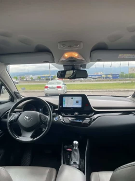 Toyota C-HR Hybrid / CLASSY / в гаранция, снимка 12