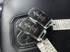 Dodge RAM 1500 * SPORT CREW CAB SHORT BED * CARFAX * БЕЗ ПЪРВОНАЧ - 54950 лв. / 28095.49 € - 10150372 7