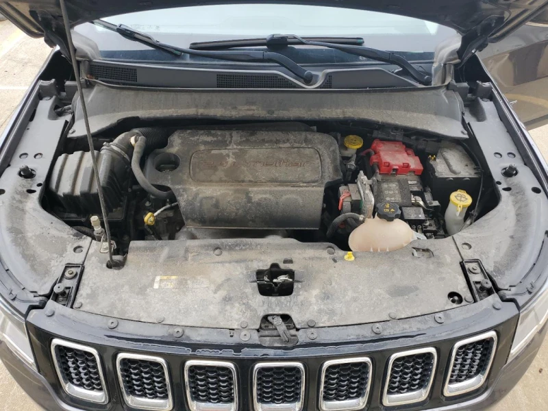 Jeep Compass 2.4L 4 4x4 w/Front Whl Drv, снимка 4 - Автомобили и джипове - 48163878