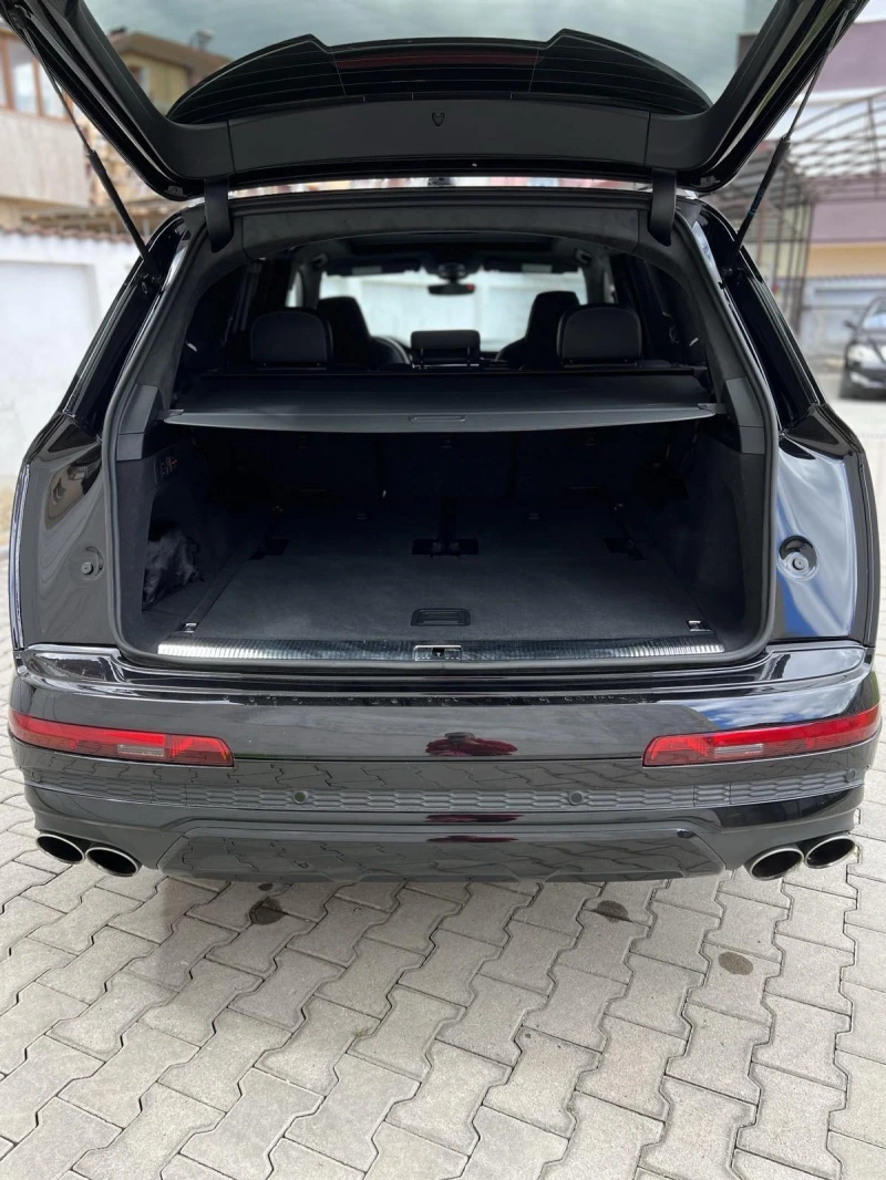 Audi SQ7 4.0 CARBON* PANO* HEAD UP* SOFT CLOSE* 360 CAMERA, снимка 15 - Автомобили и джипове - 49513814