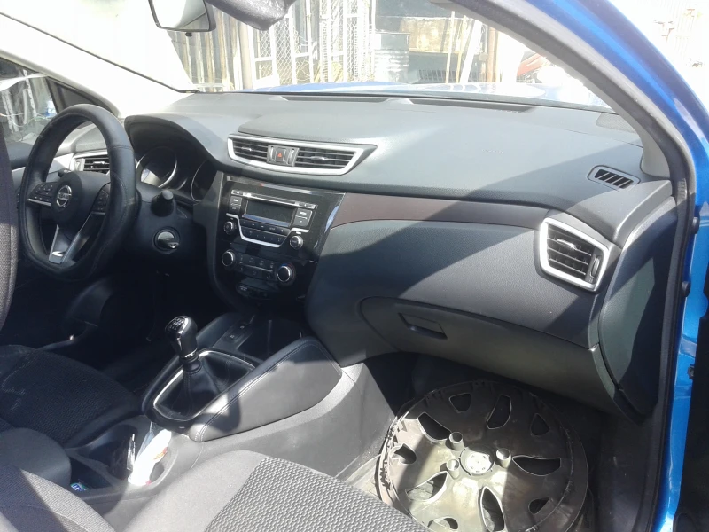Nissan Qashqai, снимка 3 - Автомобили и джипове - 49824853