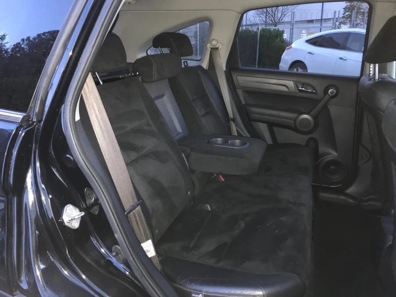 Honda Cr-v 2, 2 i-DTEC, снимка 9 - Автомобили и джипове - 52816377
