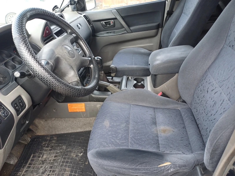 Mitsubishi Pajero 2.5 TD,    7- МЕСТЕН  !!!, снимка 8 - Автомобили и джипове - 53431446