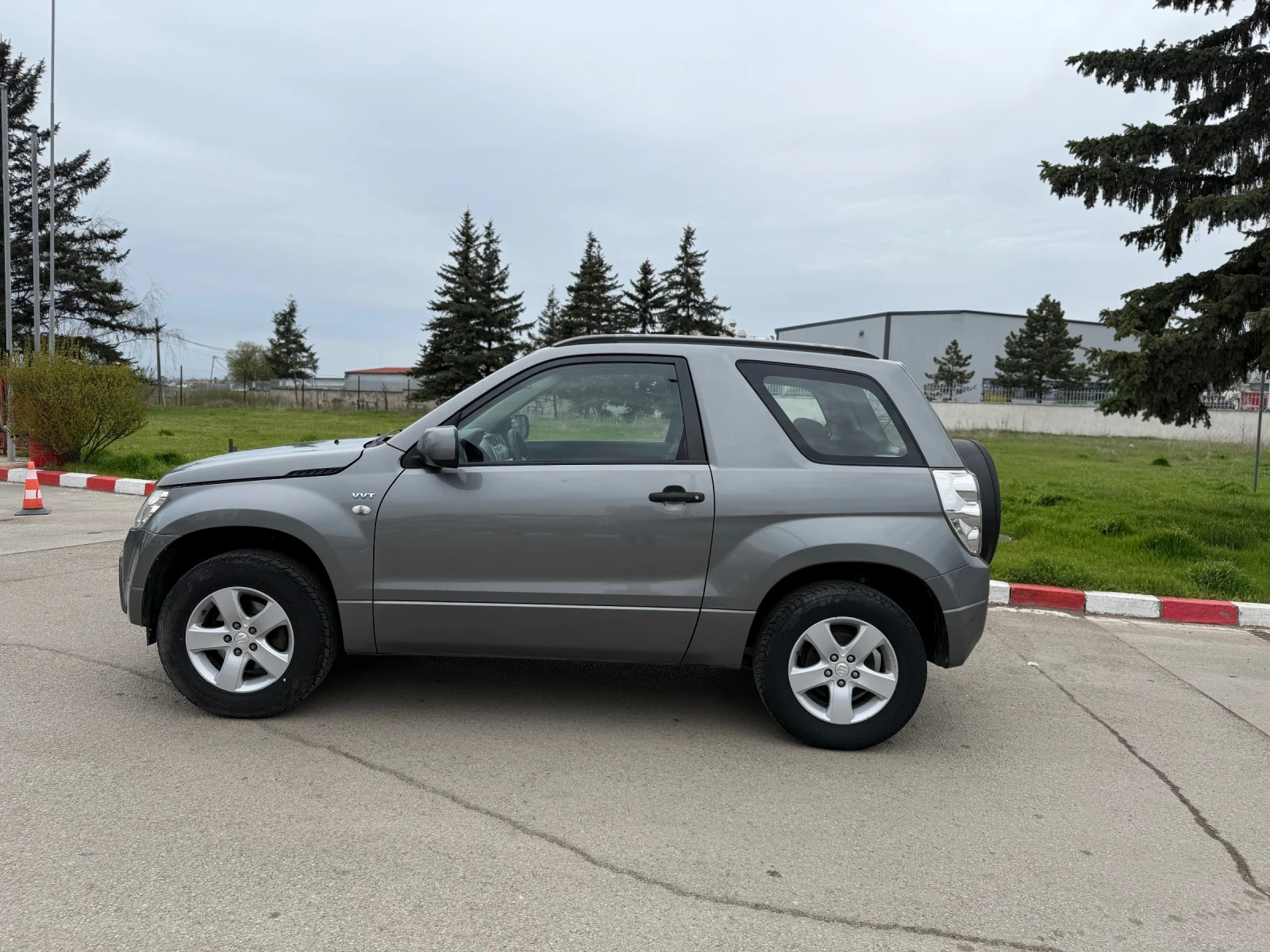 Suzuki Grand vitara 1.6I ГАЗ подарък регистрация - изображение 8