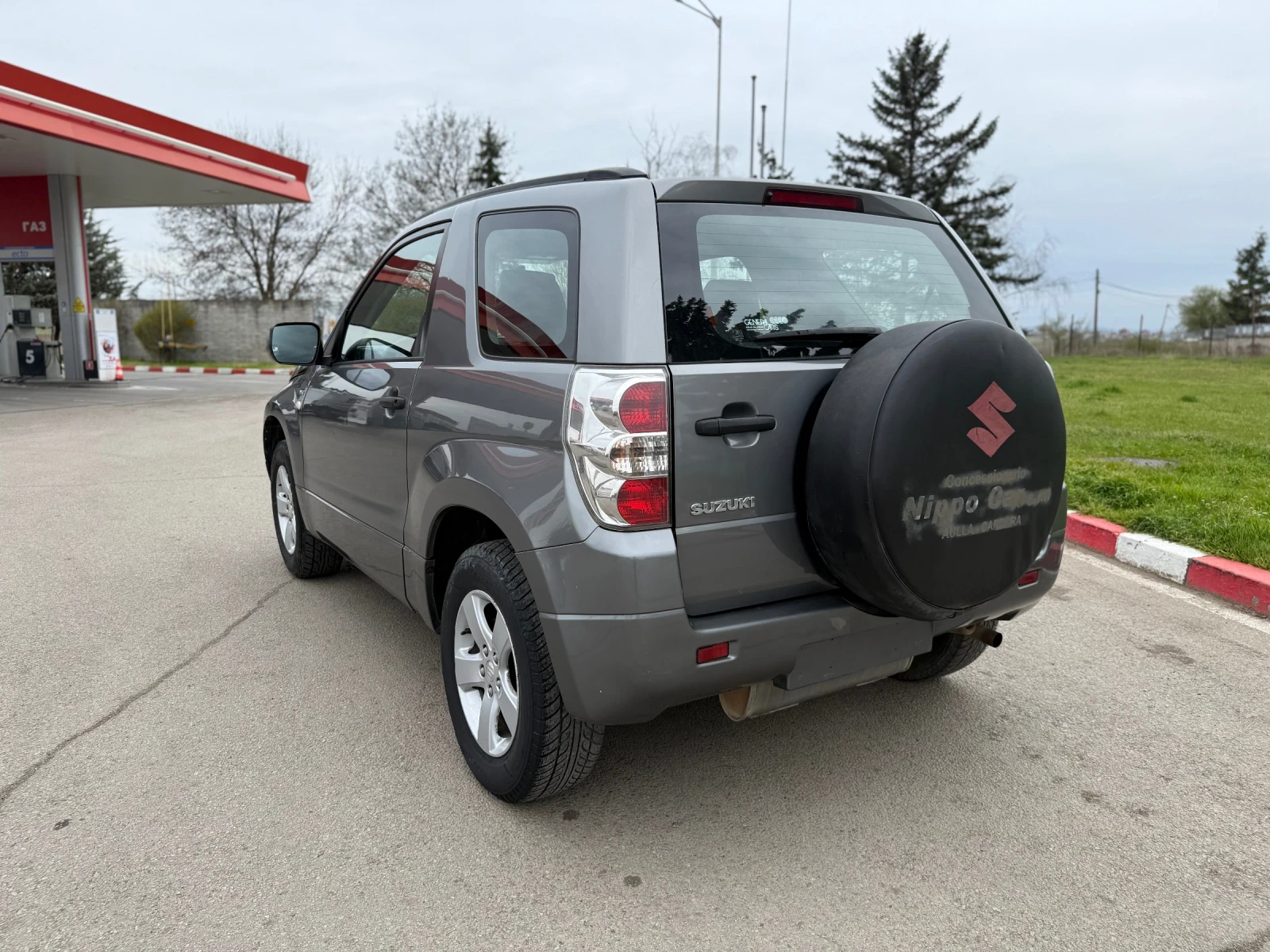 Suzuki Grand vitara 1.6I ГАЗ подарък регистрация - изображение 5