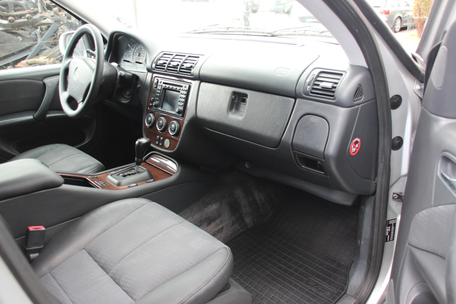 Mercedes-Benz ML 270 CDI  AUTOMATIC  НОВ ВНОС  - изображение 10