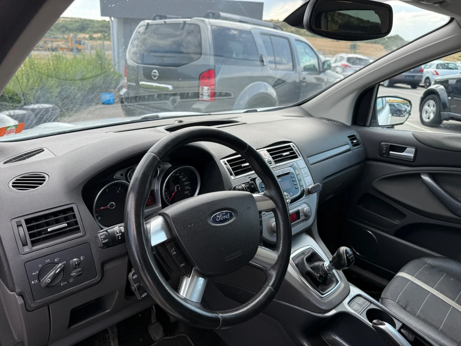 Ford Kuga 2.0TDCI * ПАНОРАМА* 4Х4* НОВ ВНОС*  - изображение 10
