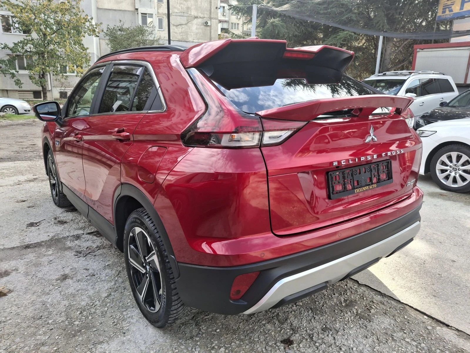 Mitsubishi Eclipse Cross 2.4 PHEV  | Mobile.bg   8