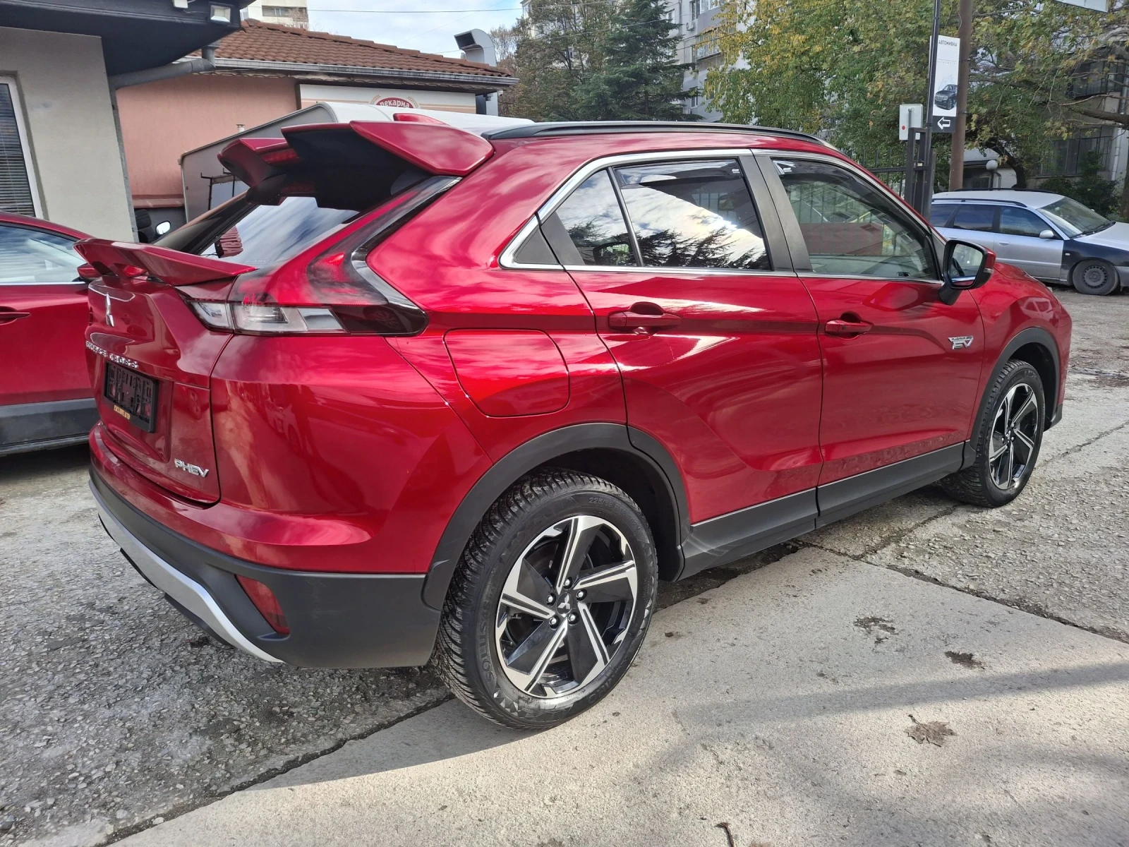 Mitsubishi Eclipse Cross 2.4 PHEV  | Mobile.bg   6