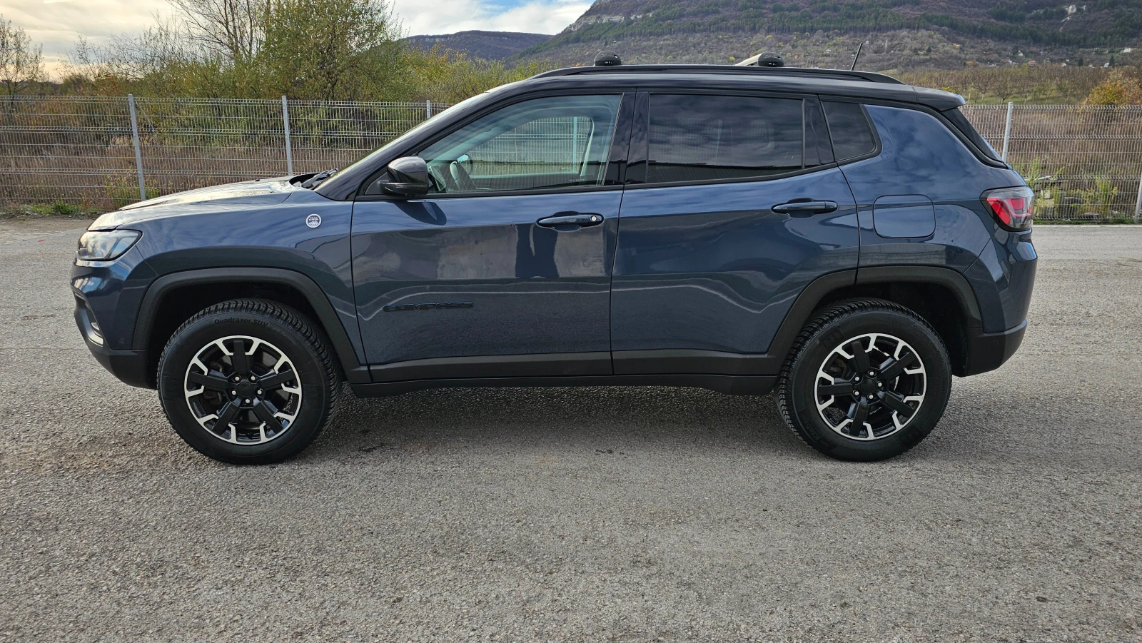 Jeep Compass 1.3Plug in Hybrid TRAILHAWK ELITE 4X4 FULL  - изображение 3