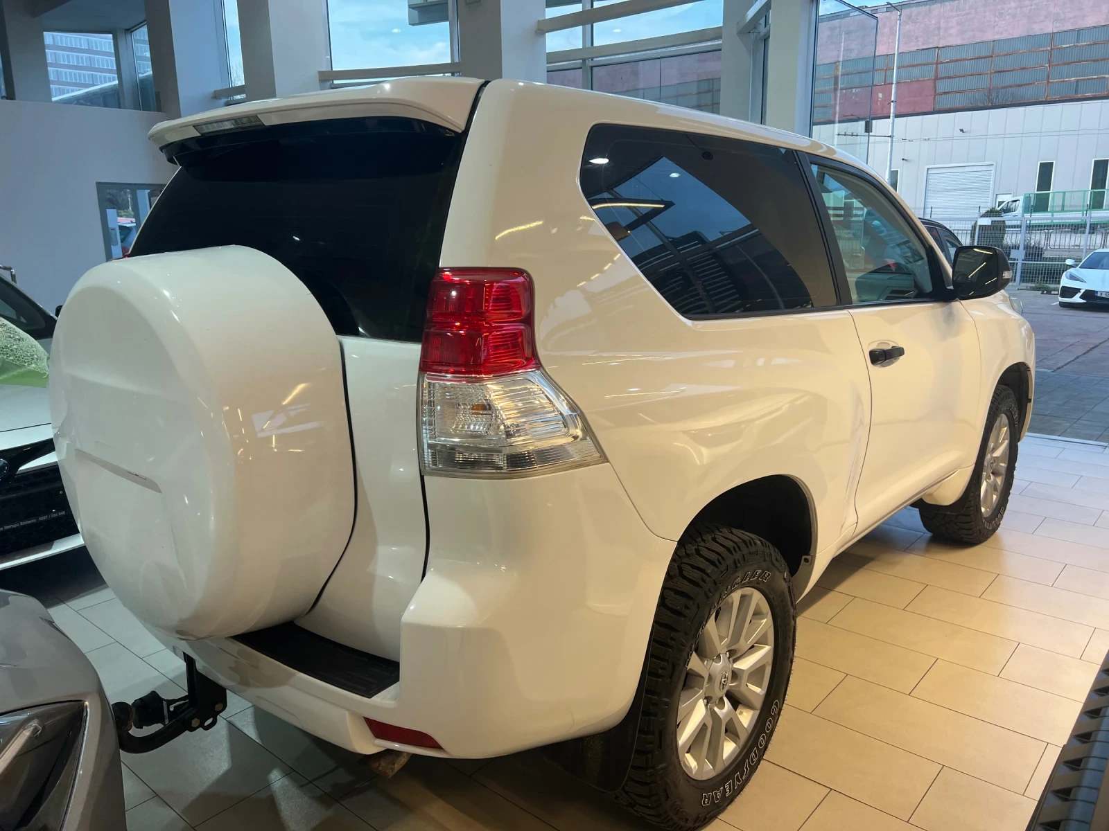 Toyota Land cruiser 3.0 D-4D - изображение 6