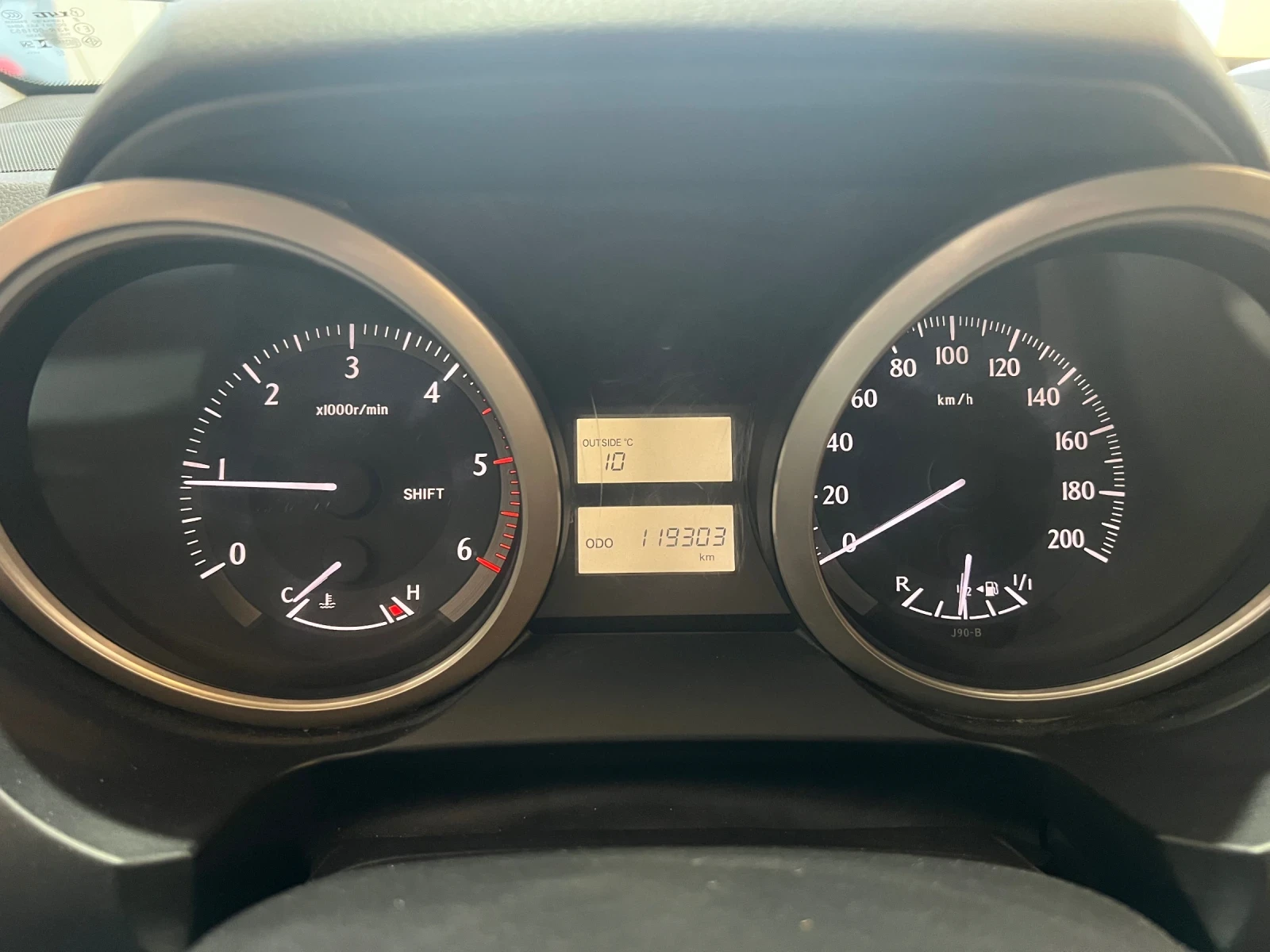 Toyota Land cruiser 3.0 D-4D - изображение 10