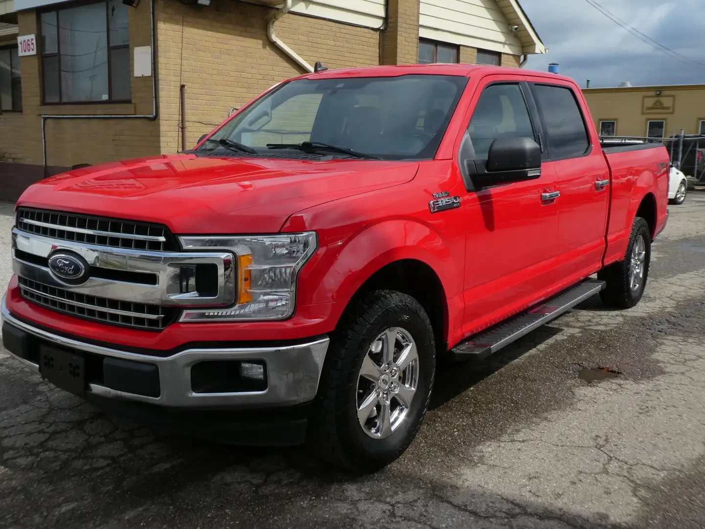 Ford F150 XL 4WD SuperCrew 5.5' Box