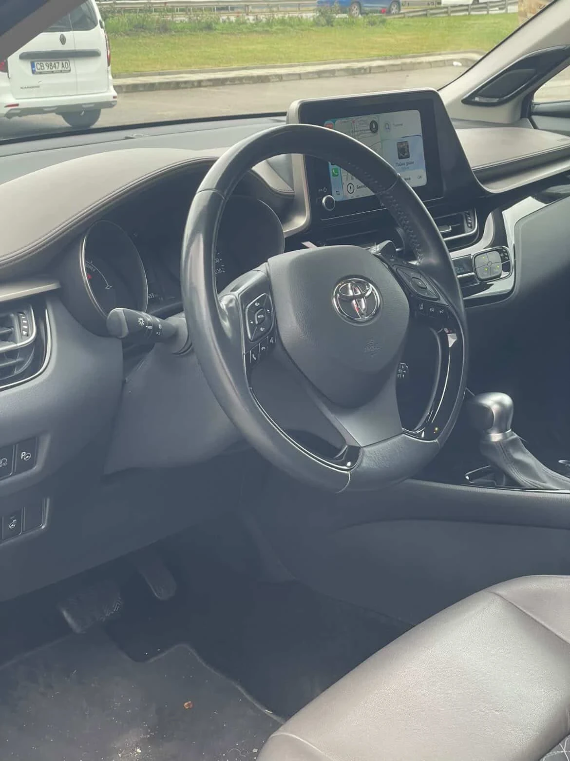 Toyota C-HR Hybrid / CLASSY / в гаранция, снимка 9 - Автомобили и джипове - 54934561