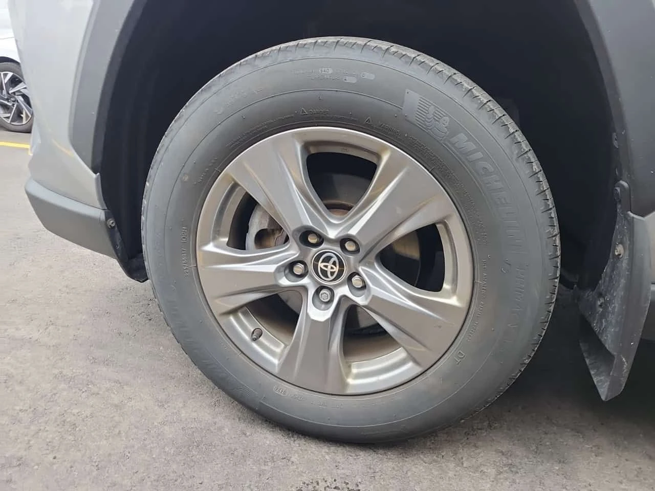 Toyota Rav4 * HYBRID LE * CARFAX * БЕЗ ПЪРВОНАЧАЛНА ВНОСКА, снимка 6 - Автомобили и джипове - 55464050