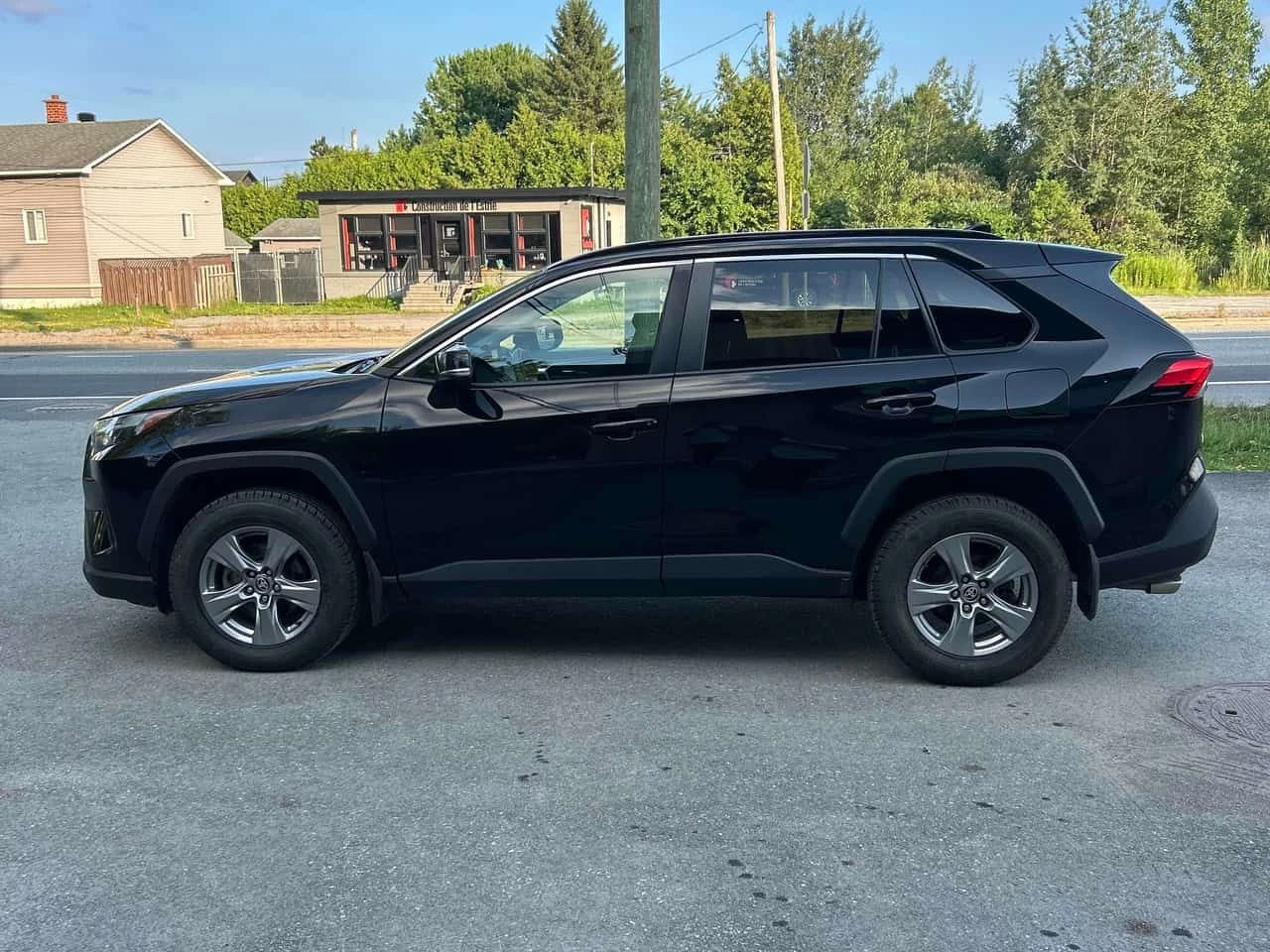 Toyota Rav4 * XLE * CARFAX * , снимка 2 - Автомобили и джипове - 55515337