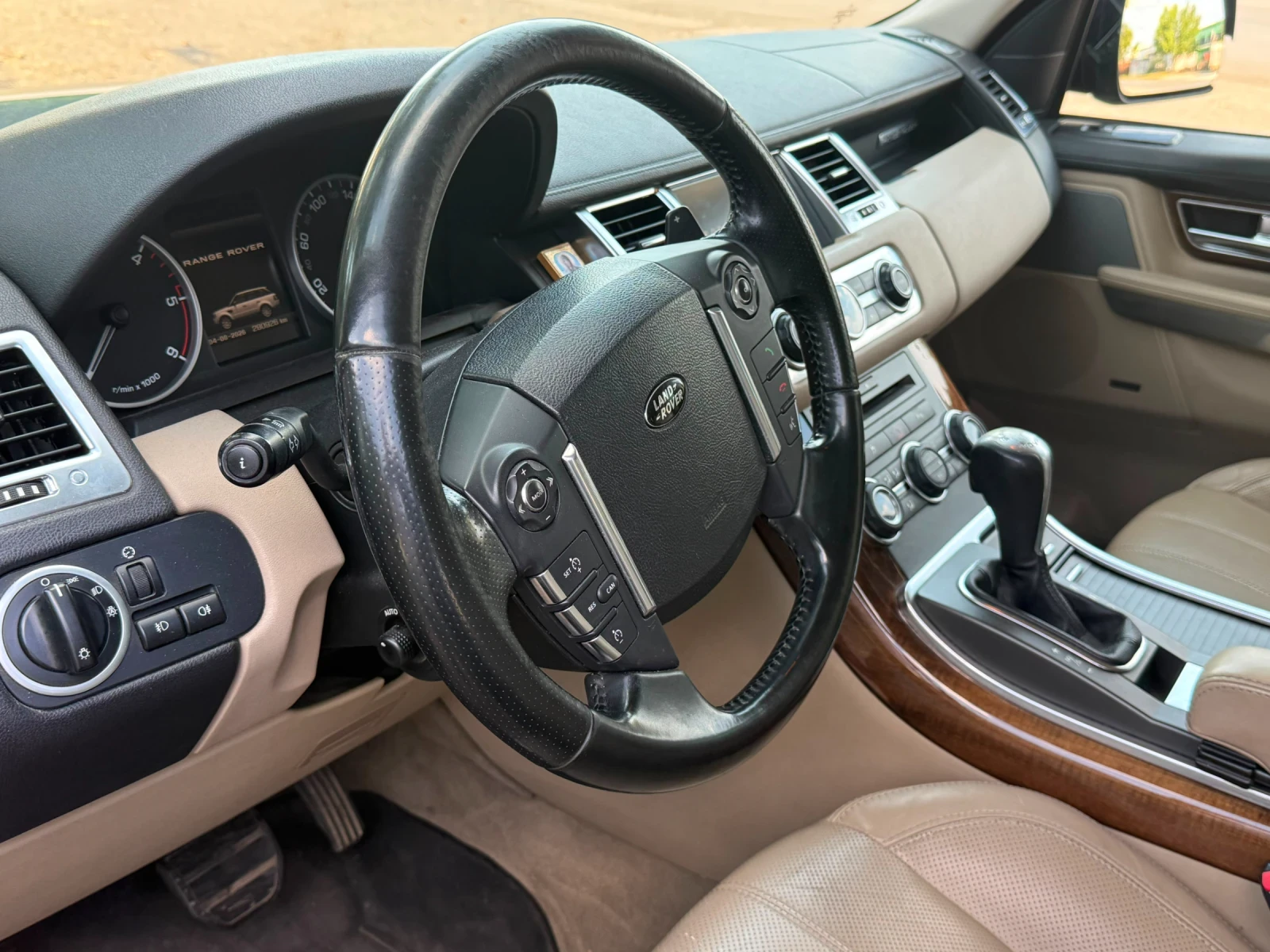 Land Rover Range Rover Sport, снимка 7 - Автомобили и джипове - 55545652
