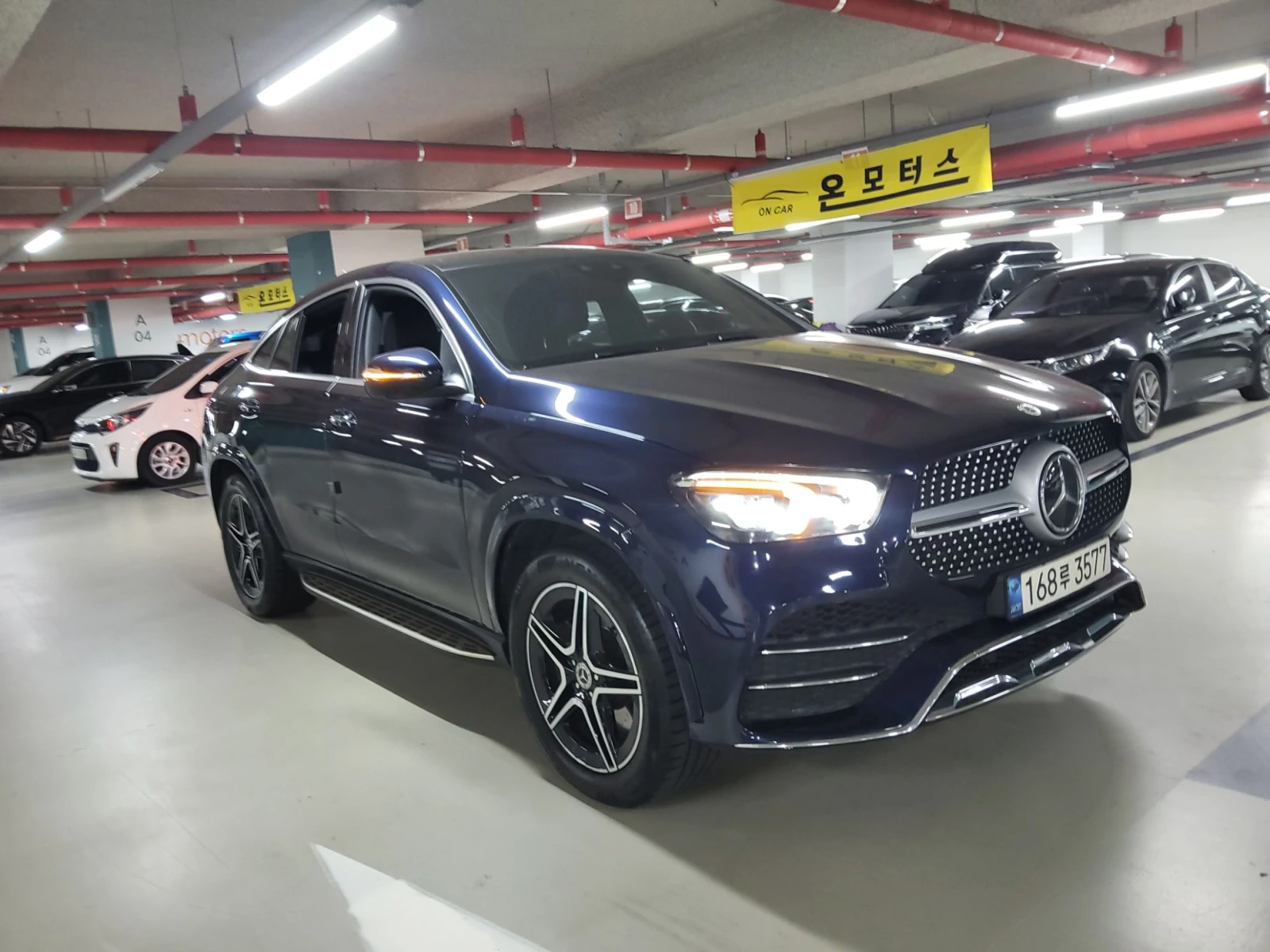 Mercedes-Benz GLE 400 d Coupe AMG, снимка 3 - Автомобили и джипове - 55690059