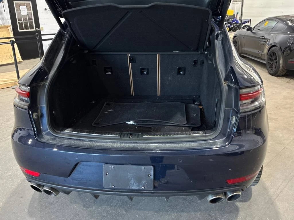 Porsche Macan S * CARFAX* ОПЦИЯ ЗА ФИНАНСИРАНЕ* , снимка 12 - Автомобили и джипове - 56105127