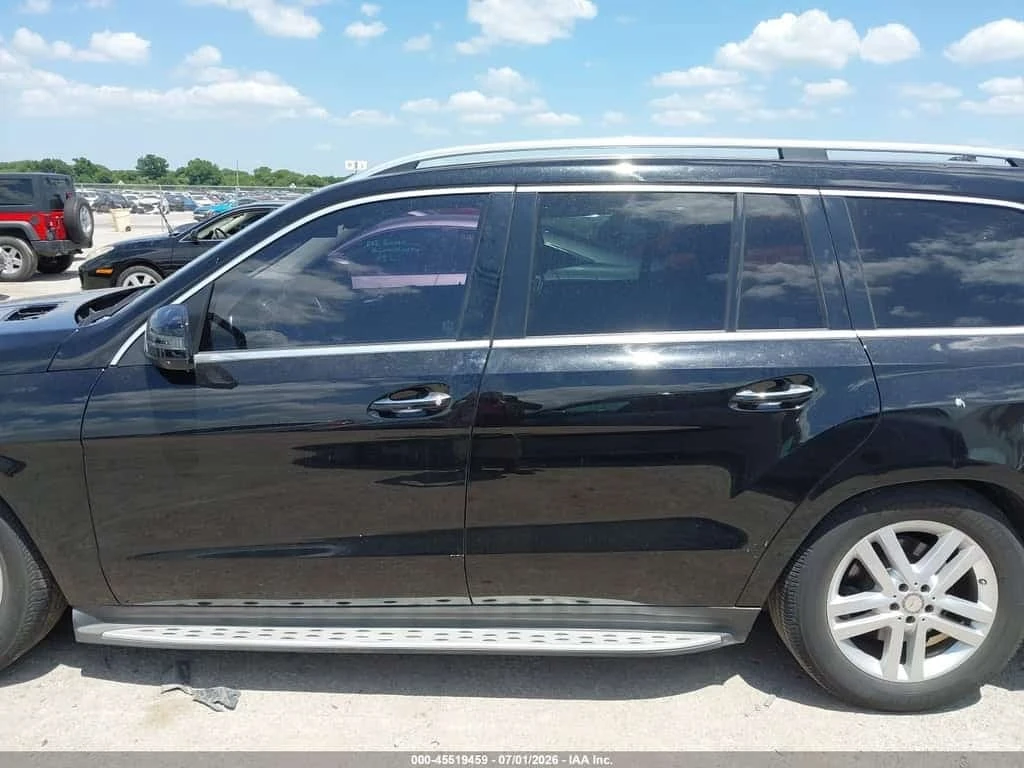 Mercedes-Benz GL 450 * 4MATIC * CARFAX * ОПЦИЯ ЗА ФИНАНСИРАНЕ * , снимка 14 - Автомобили и джипове - 56295113