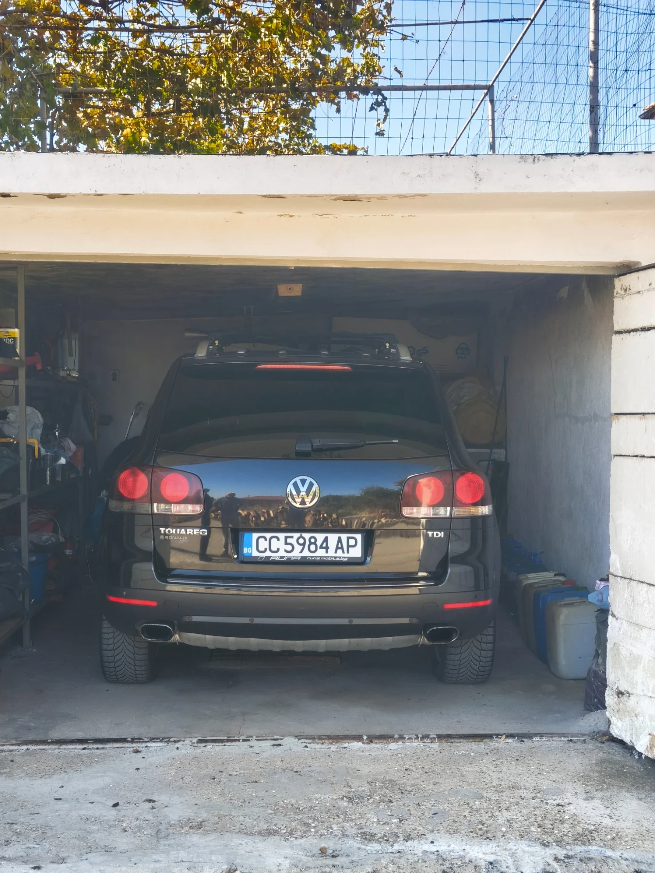 VW Touareg, снимка 2 - Автомобили и джипове - 56337904