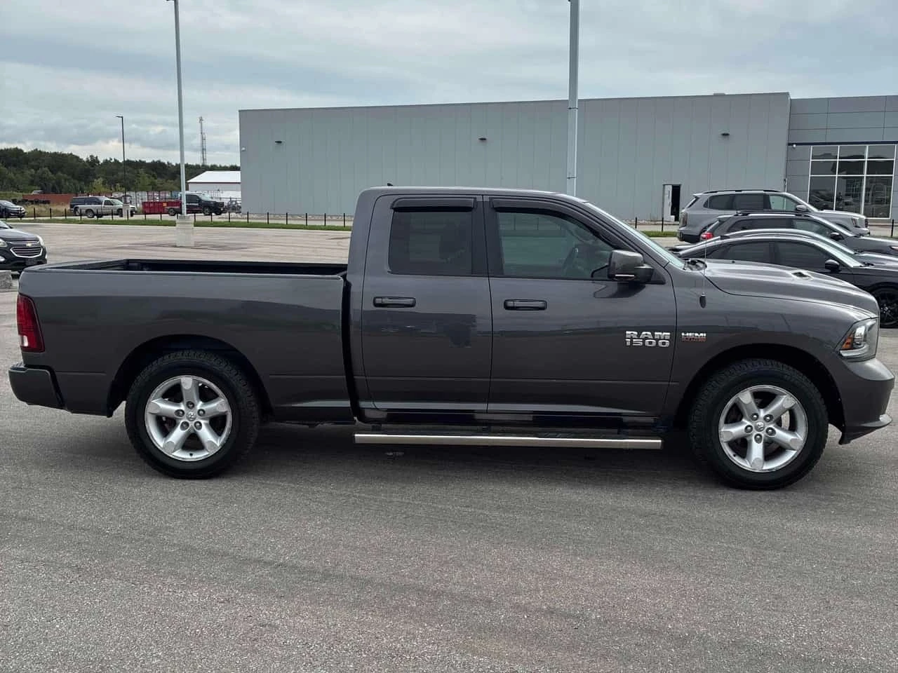 Dodge RAM 1500 * Sport * CARFAX * ����������������  | Mobile.bg � ����������� 3