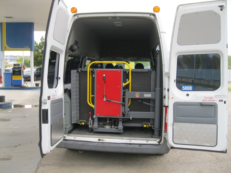 Ford Transit MAXI 9 местен , евро 5в рампа за инвалиди, снимка 4 - Бусове и автобуси - 40449457