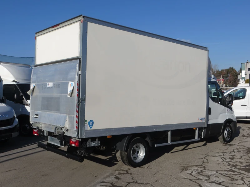 Iveco Daily 35C16 ФУРГОН С ПАДАЩ БОРД, снимка 4 - Бусове и автобуси - 48157109