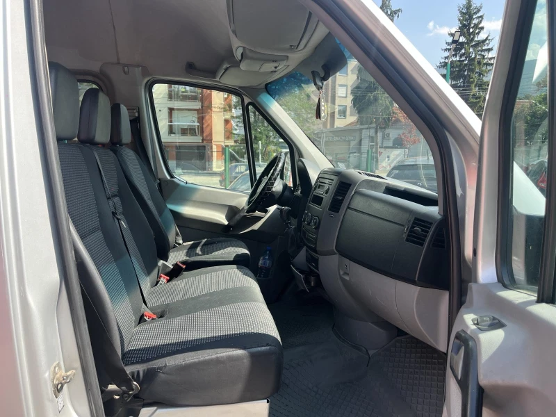 Mercedes-Benz Sprinter 318 CDI, снимка 9 - Бусове и автобуси - 48296775