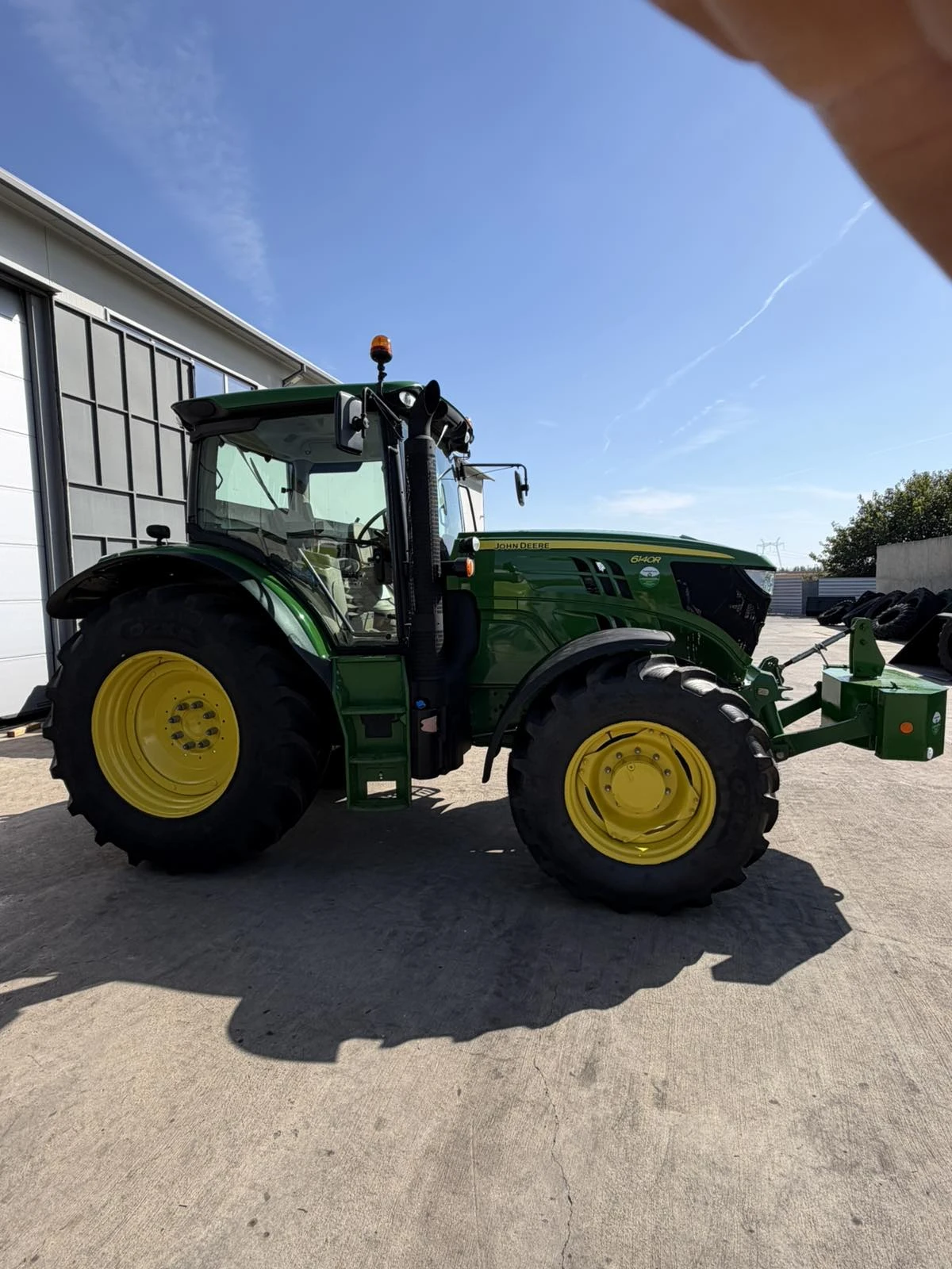 Трактор John Deere 6140R - лизинг, снимка 4 - Селскостопанска техника - 56430722