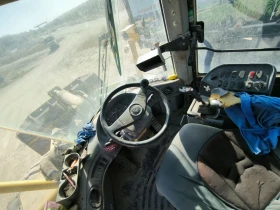 Челен товарач Komatsu WA470, снимка 7