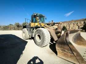 Челен товарач Komatsu WA470, снимка 5