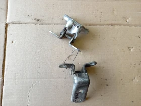 Панти задна дясна врата горна и долна Тойота Рав4 (комплект)