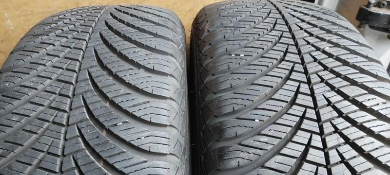 Гуми Зимни 195/60R15, снимка 1 - Гуми и джанти - 32572669