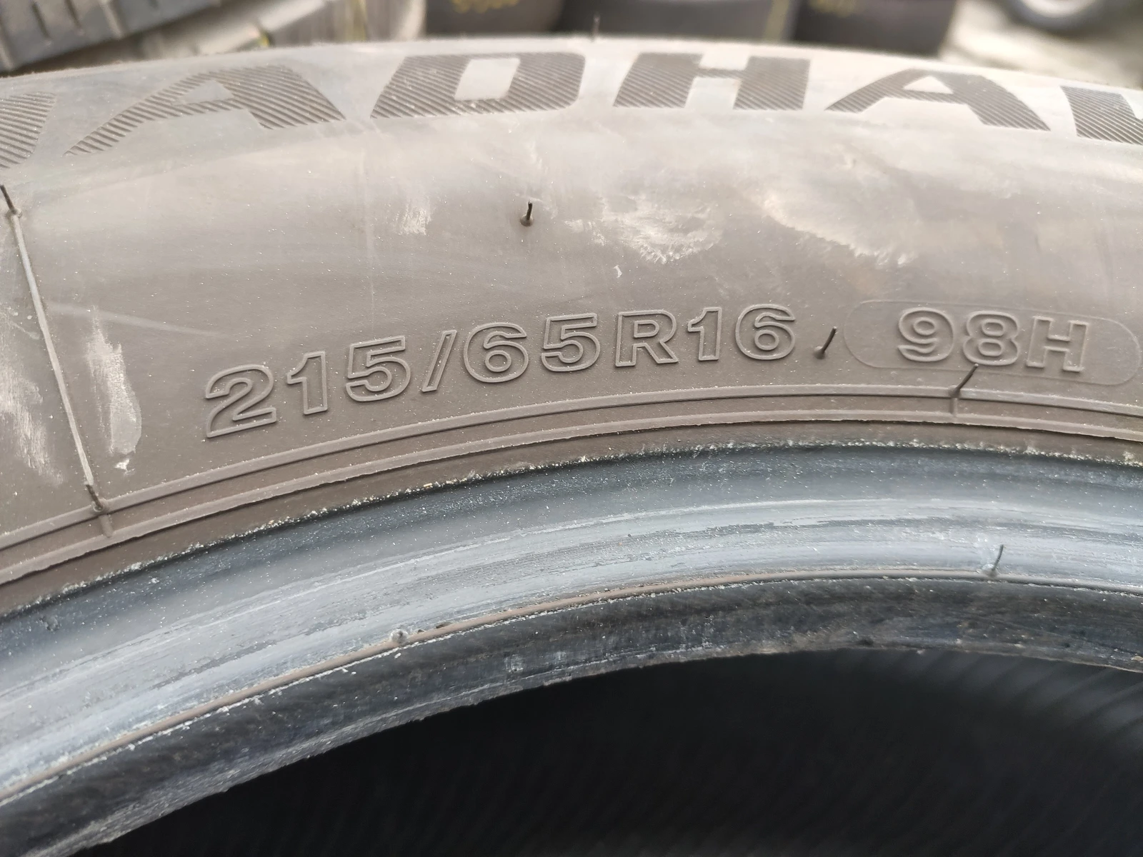 Гуми Летни 215/65R16, снимка 7 - Гуми и джанти - 54086609