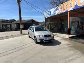 Skoda Fabia, снимка 1 - Автомобили и джипове - 45120738