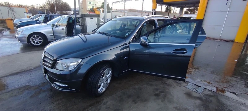 Mercedes-Benz C 200, снимка 7 - Автомобили и джипове - 46927869