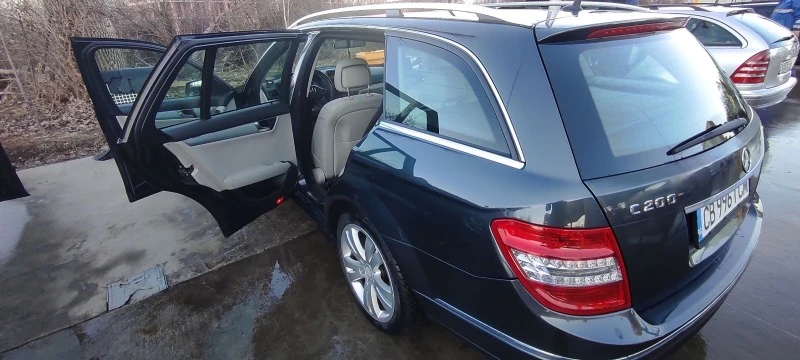 Mercedes-Benz C 200, снимка 6 - Автомобили и джипове - 46927869