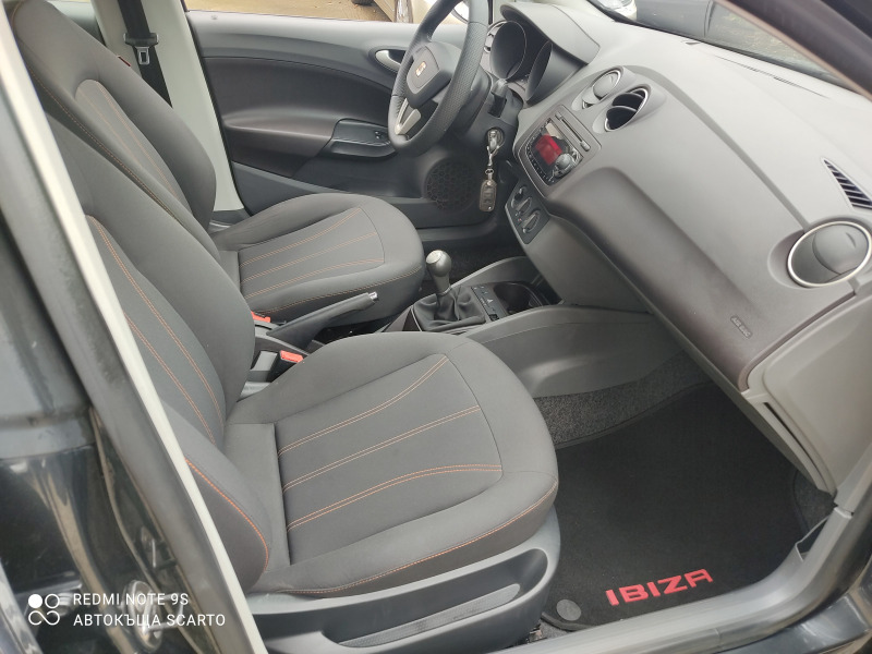 Seat Ibiza 1.2i/70kc, 2011г., снимка 13 - Автомобили и джипове - 46397171