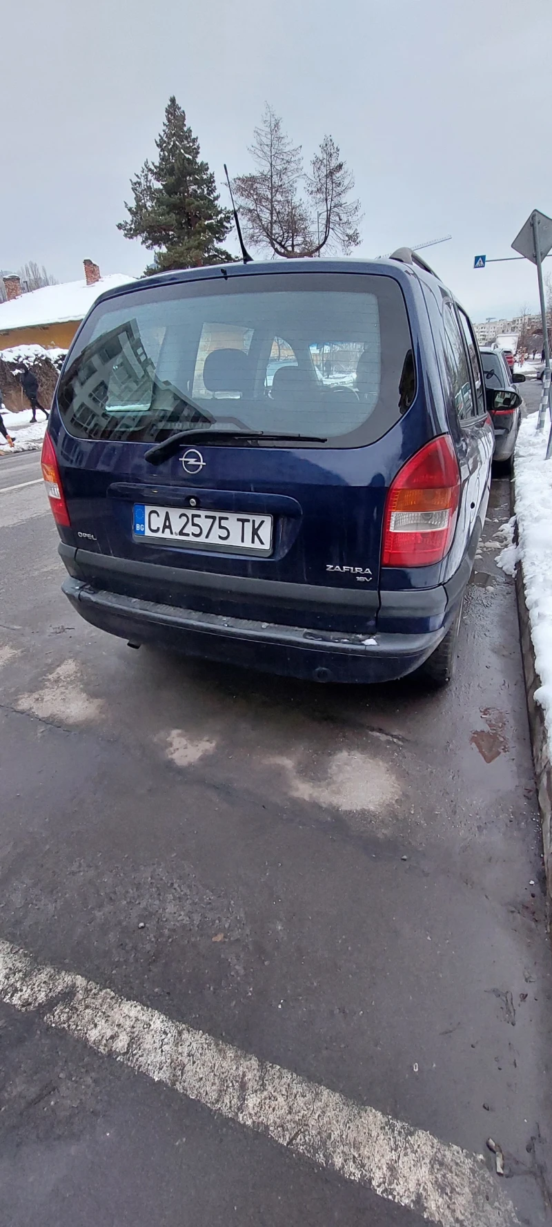 Opel Zafira, снимка 2 - Автомобили и джипове - 48685578