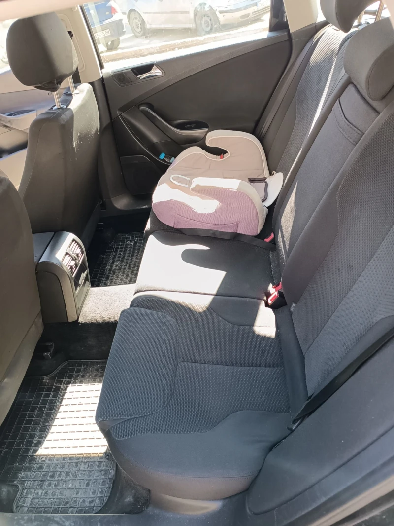 VW Passat, снимка 4 - Автомобили и джипове - 50392646