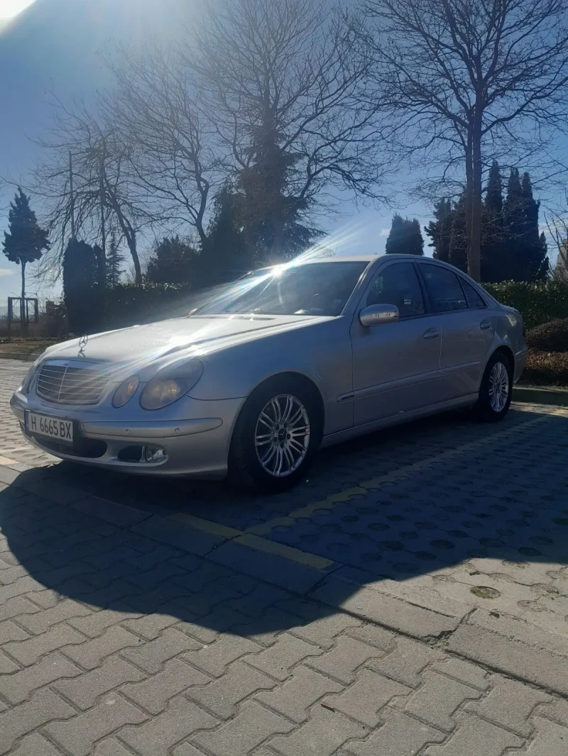 Mercedes-Benz E 220 2.2cdi, снимка 3 - Автомобили и джипове - 49402853