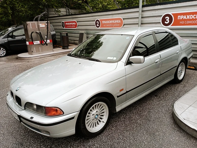 BMW 520 i Common Rail (Верига) - Газ/ Бензин, снимка 2 - Автомобили и джипове - 49484481