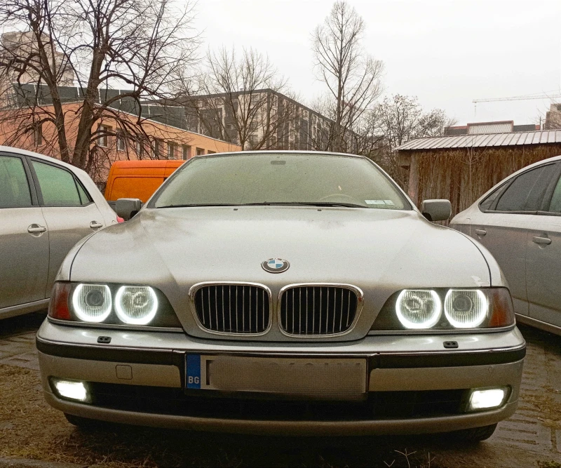 BMW 520 i Common Rail (Верига) - Газ/ Бензин, снимка 1 - Автомобили и джипове - 49484481