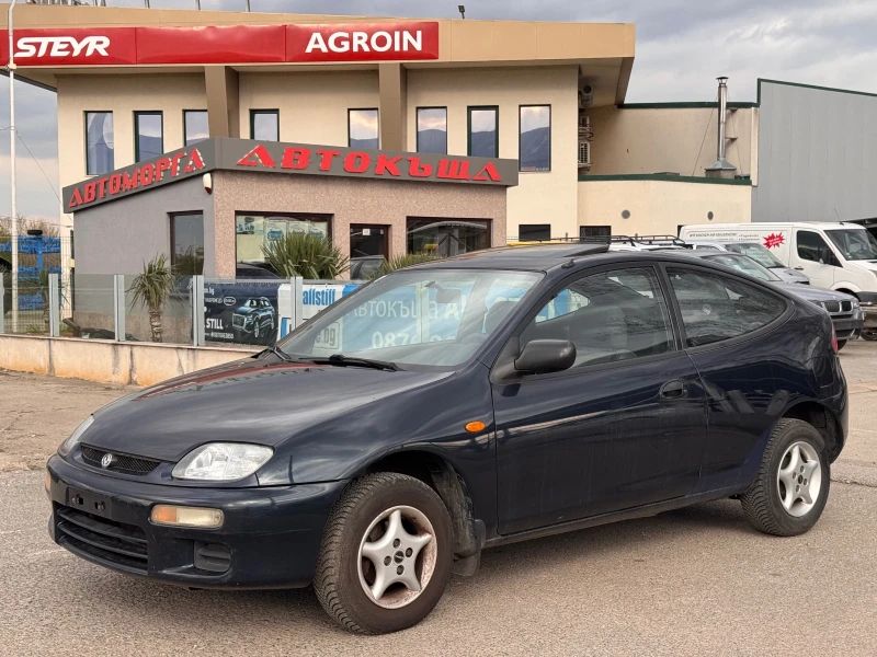 Mazda 323 1.3i, снимка 2 - Автомобили и джипове - 49849068