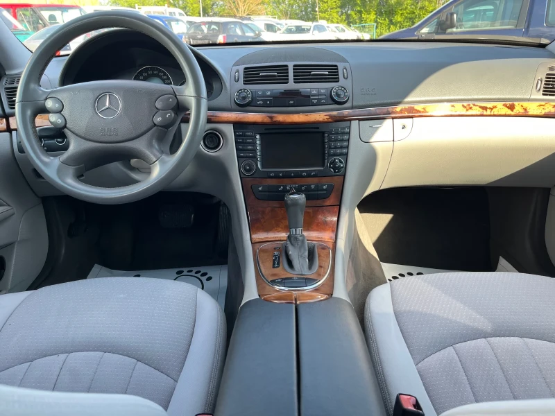 Mercedes-Benz E 320 4MATIC ELEGANCE EVO FACE, снимка 7 - Автомобили и джипове - 50150188