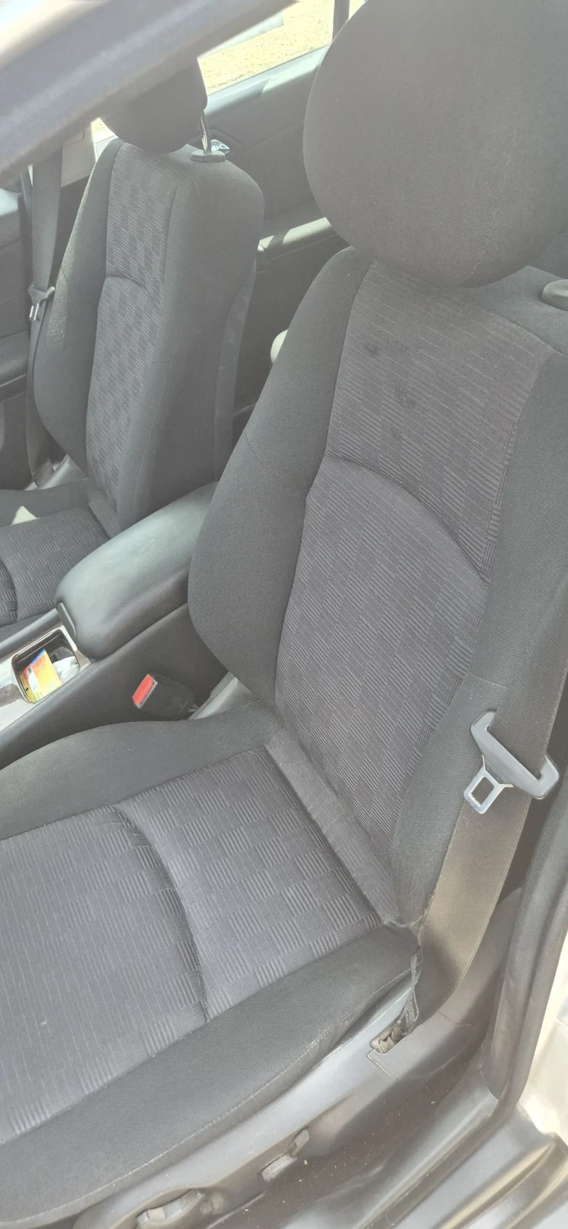 Mercedes-Benz C 180, снимка 9 - Автомобили и джипове - 51795401